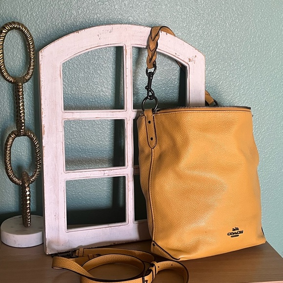 Coach ABBY Duffle Crossbody Bag 2-Way QB/Honey NWT - Picture 3 of 15